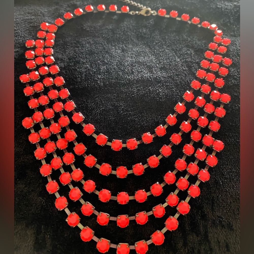 1-Fancy Glass Opal Rhinestones and Black Metal Necklace